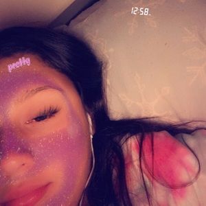 Meet your Posher, Makayla